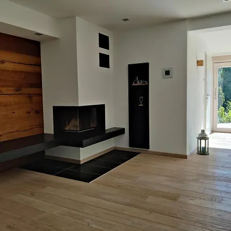 Apartment Chesa Lai *